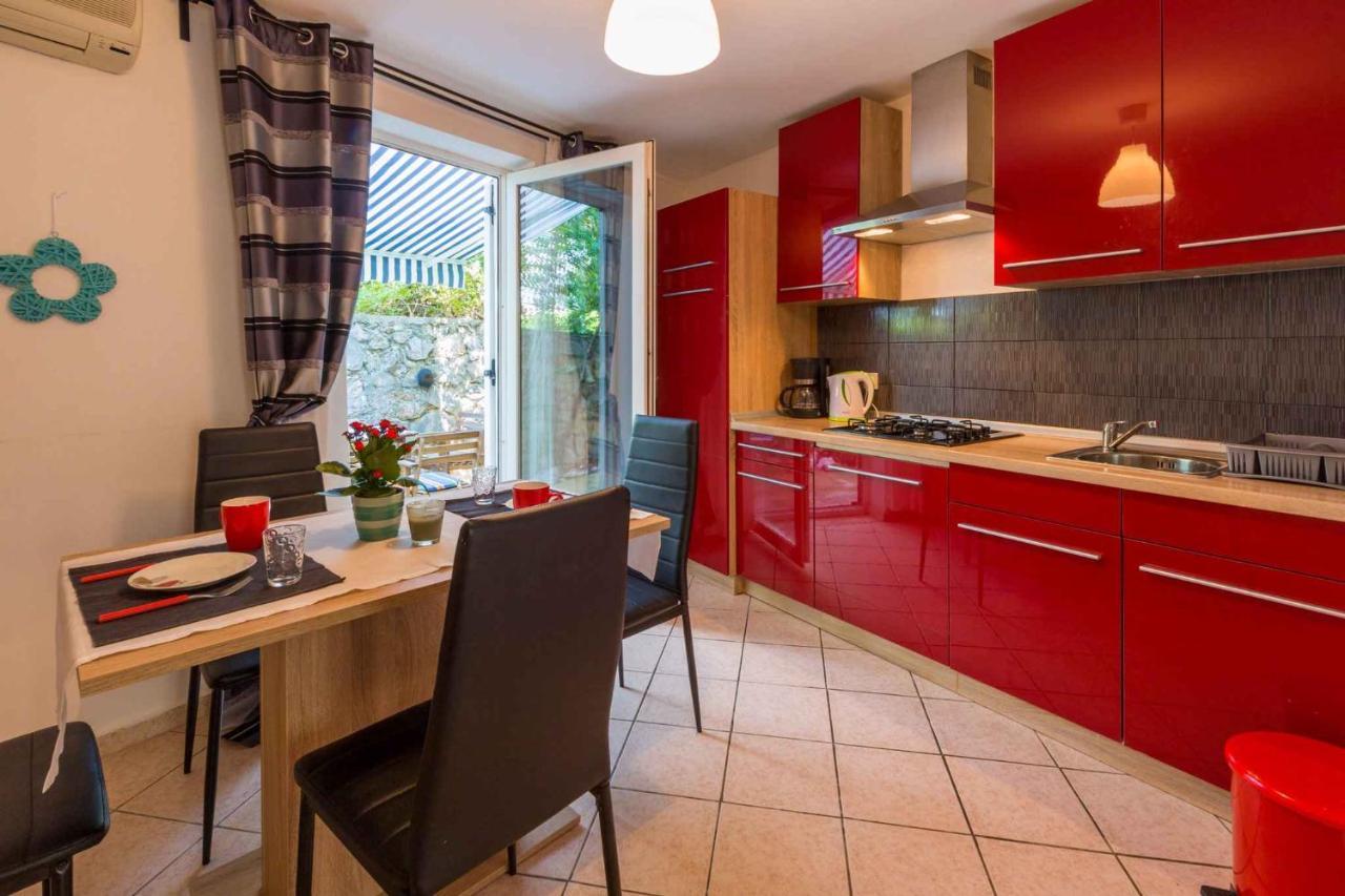 Two-Bedroom Apartment In Crikvenica Lxxxix Dramalj Kültér fotó